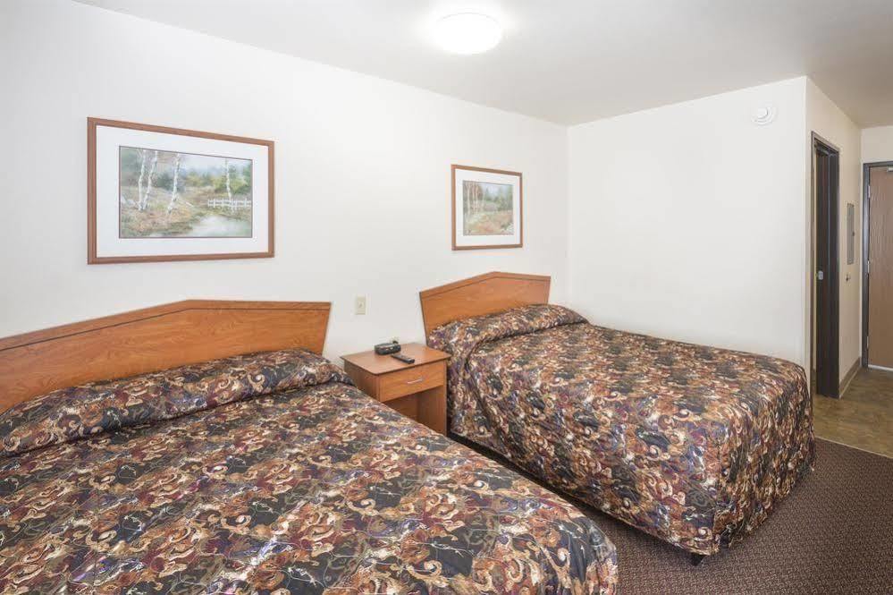 Woodspring Suites Springfield Exterior photo
